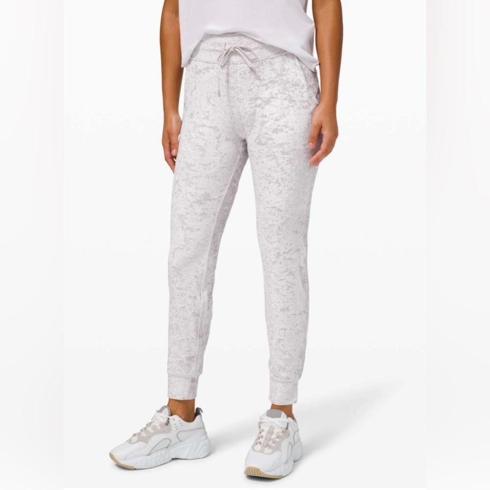 Lululemon - 2020 Ready to Crush Jogger